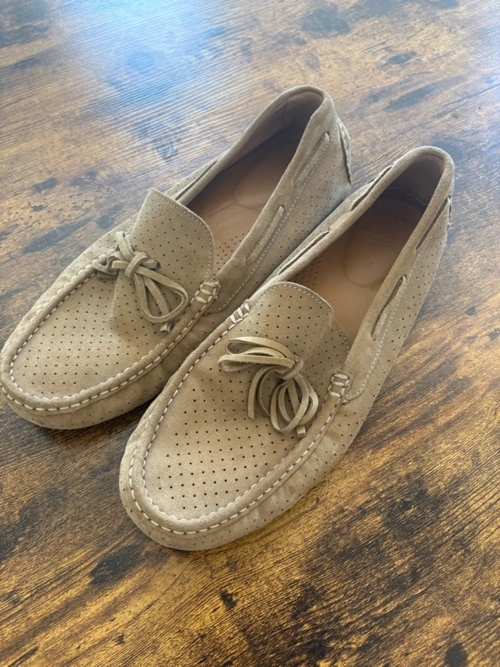 Zara Men’s Perforated Suede Tassel Loafers in Taupe - Picture 2 of 7